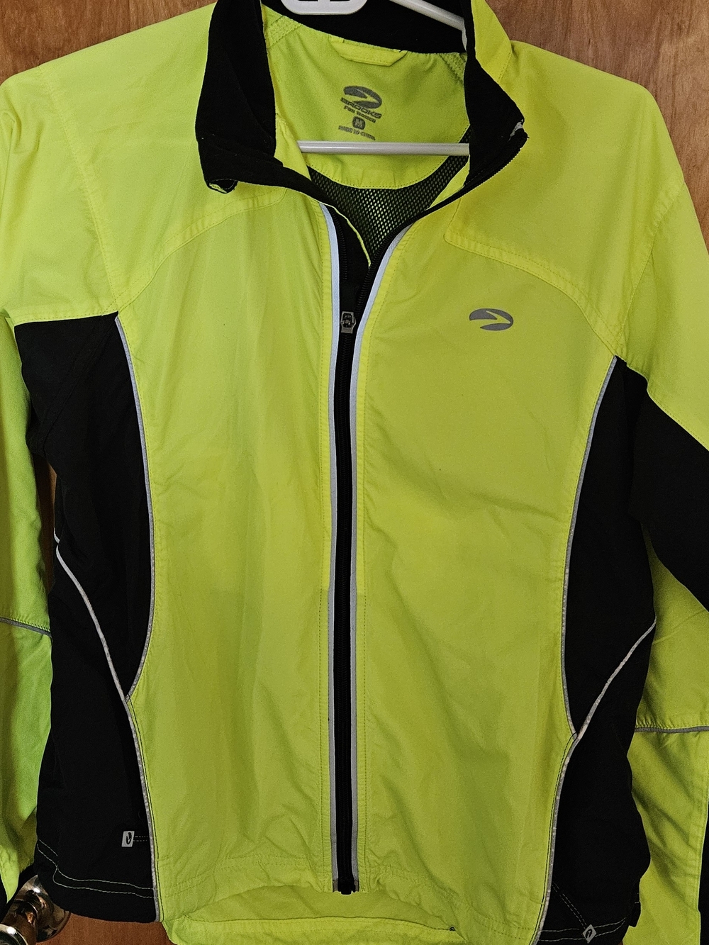 Brooks High-Visibility Yellow and Black Women's Performance Jacket